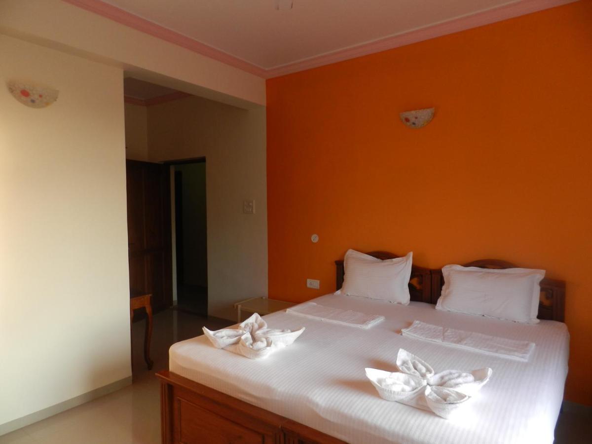 Bluesea Beach Resort Candolim Extérieur photo