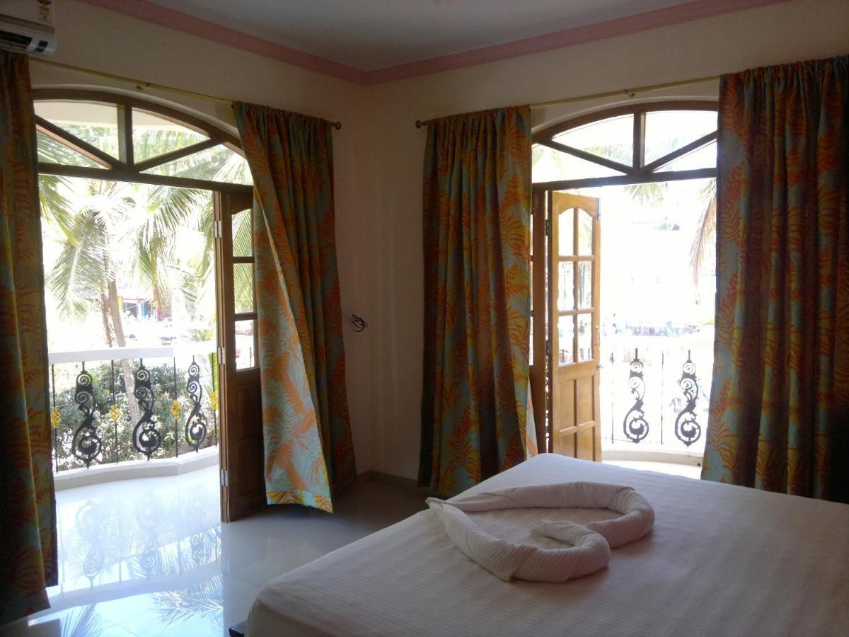 Bluesea Beach Resort Candolim Extérieur photo